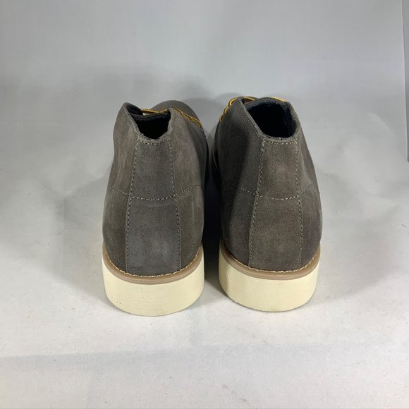 AMERICAN EAGLE OUTFITTERS LEATHER CHUKKA 10